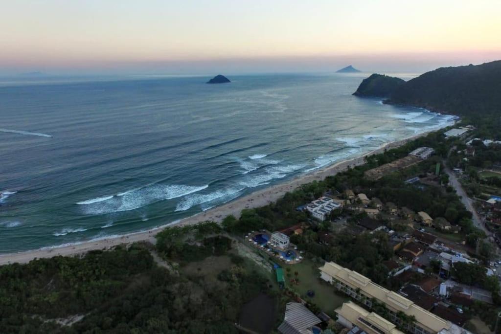 Linda Casa Em Camburizinho 100 M Da